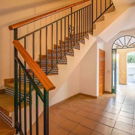 Apartament Calders דירה